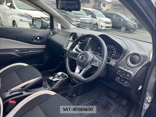 Nissan NOTE 2017-08 8781451-12