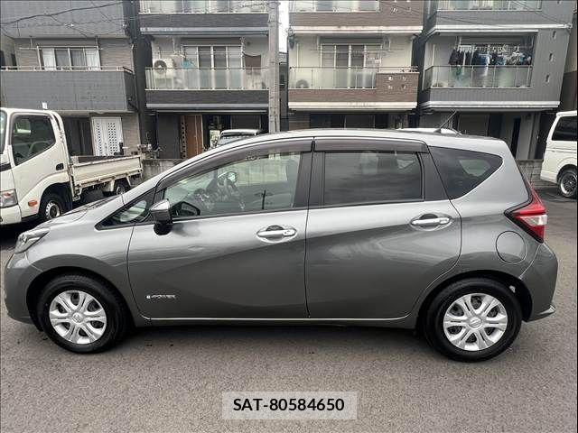 Nissan NOTE 2017-08 8781451-6