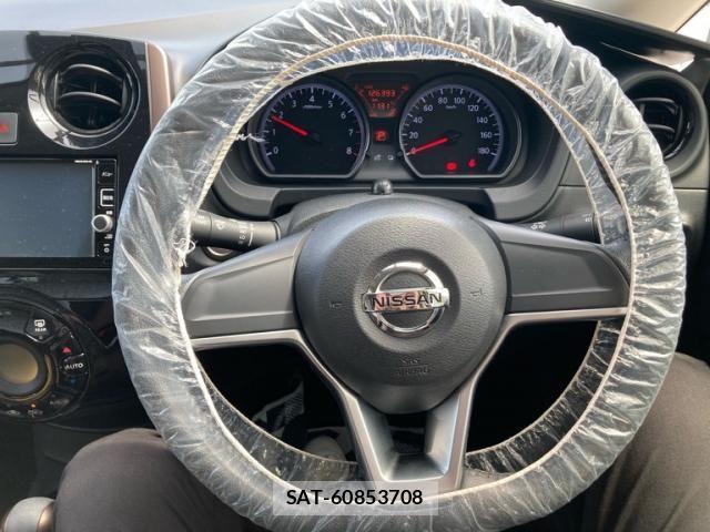Nissan NOTE 2017-07 8781462-14
