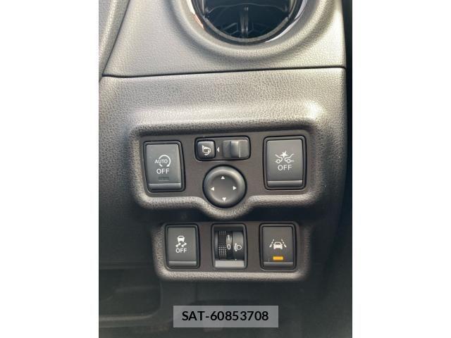 Nissan NOTE 2017-07 8781462-15