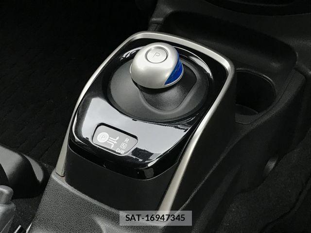 Nissan NOTE 2017-02 8781452-18