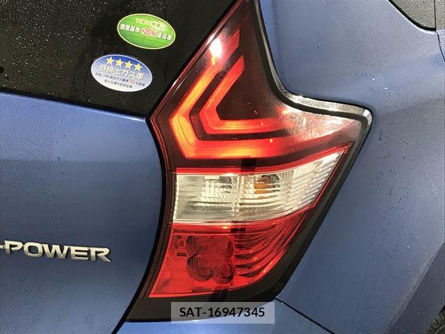 Nissan NOTE 2017-02 8781452-26