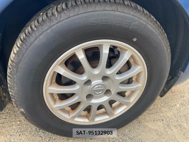 Nissan NOTE 2014-09 8781467-6