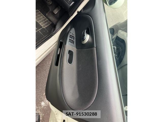 Nissan NOTE 2008-06 8781466-11