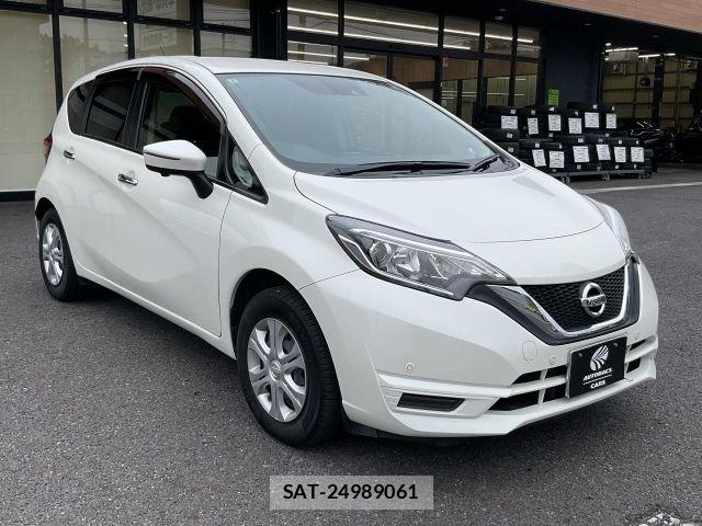 Nissan NOTE 2018-02 8796992-6
