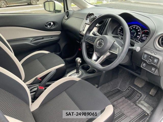 Nissan NOTE 2018-02 8796992-7