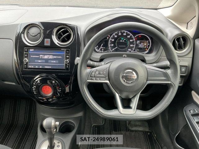 Nissan NOTE 2018-02 8796992-8