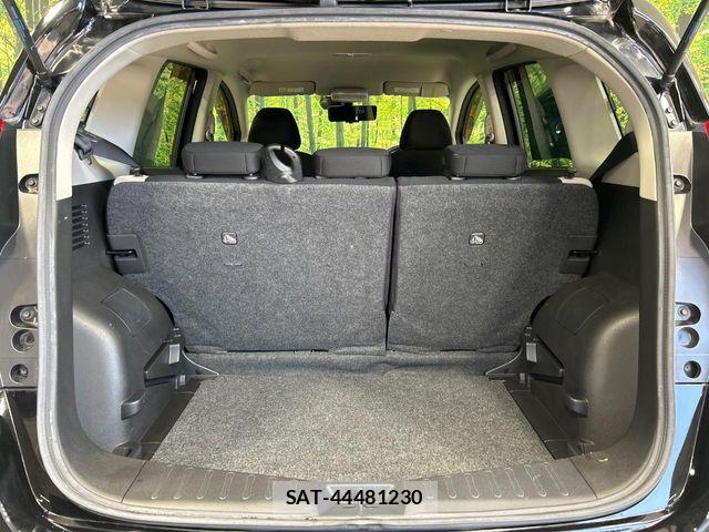 Nissan NOTE 2017-09 8796993-9