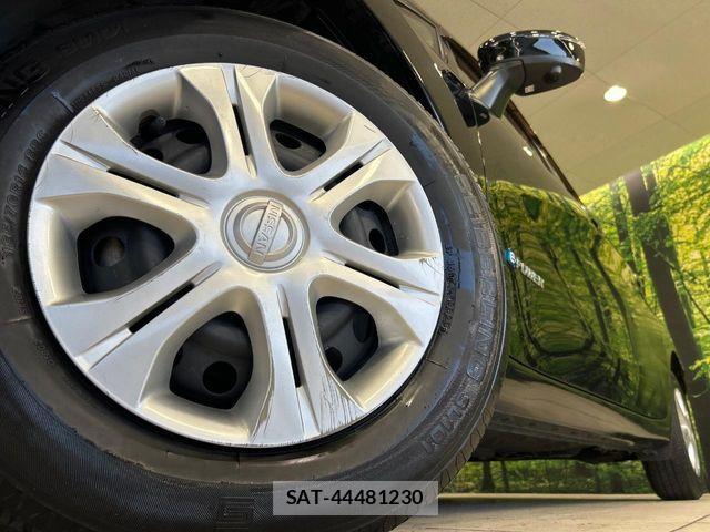 Nissan NOTE 2017-09 8796993-12