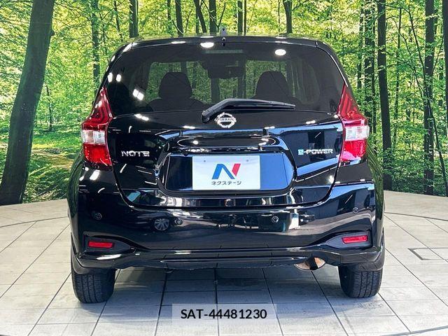 Nissan NOTE 2017-09 8796993-14
