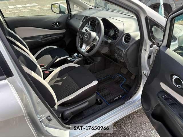 Nissan NOTE 2016-11 8796997-10