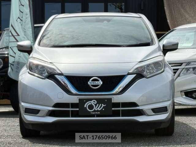 Nissan NOTE 2016-11 8796997-1