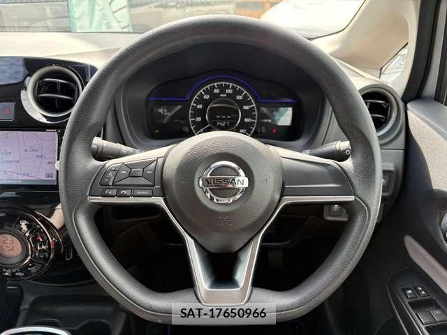 Nissan NOTE 2016-11 8796997-21