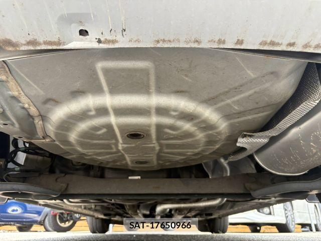 Nissan NOTE 2016-11 8796997-29