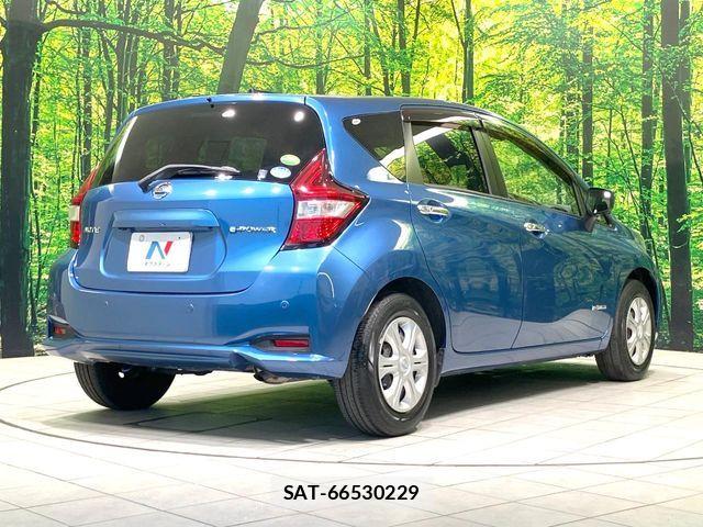 Nissan NOTE 2017-09 8796991-16