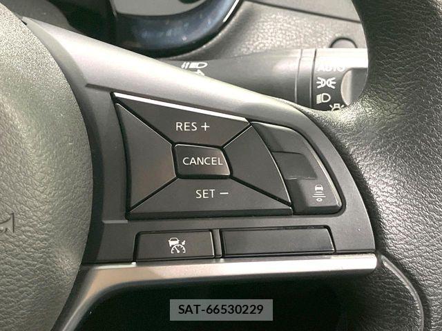 Nissan NOTE 2017-09 8796991-4