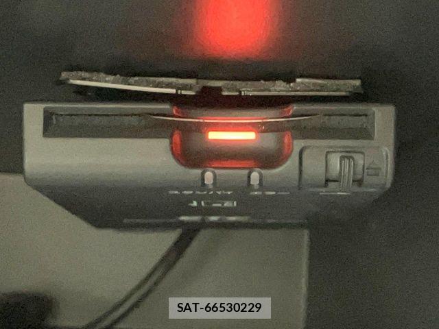 Nissan NOTE 2017-09 8796991-6