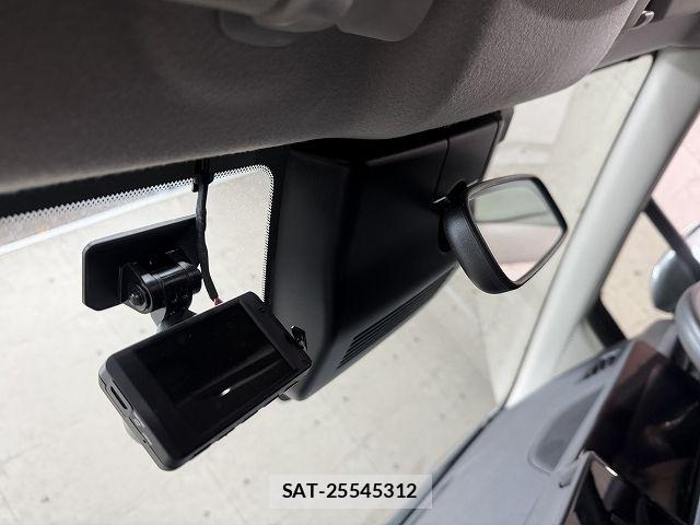 Nissan NOTE 2021-08 8796986-18