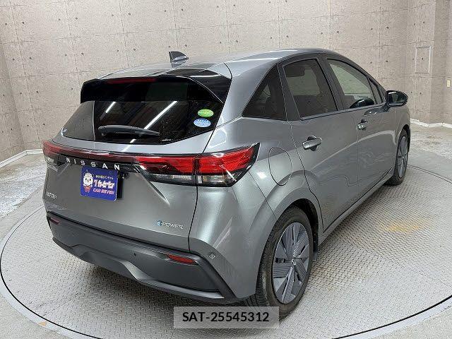 Nissan NOTE 2021-08 8796986-3