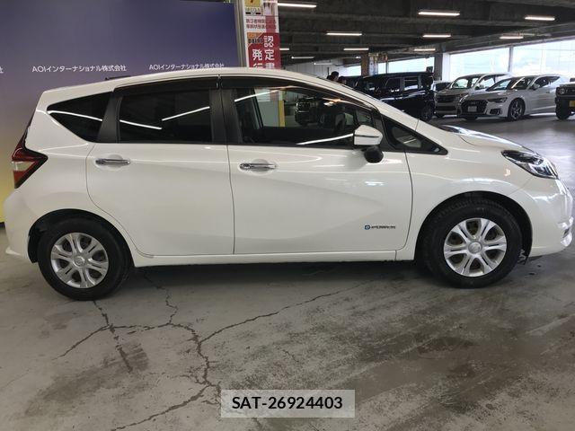 Nissan NOTE 2017-09 8796995-2