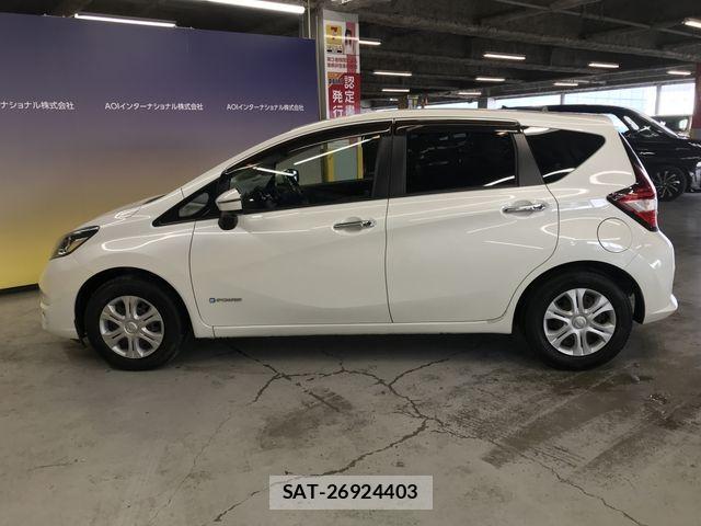 Nissan NOTE 2017-09 8796995-3