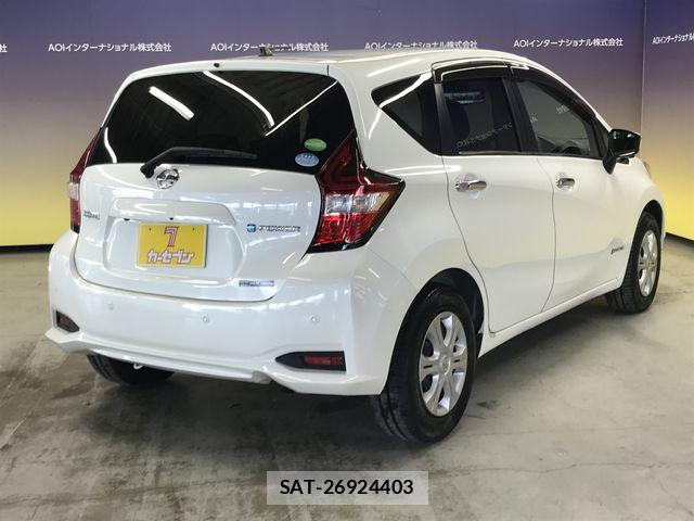 Nissan NOTE 2017-09 8796995-6