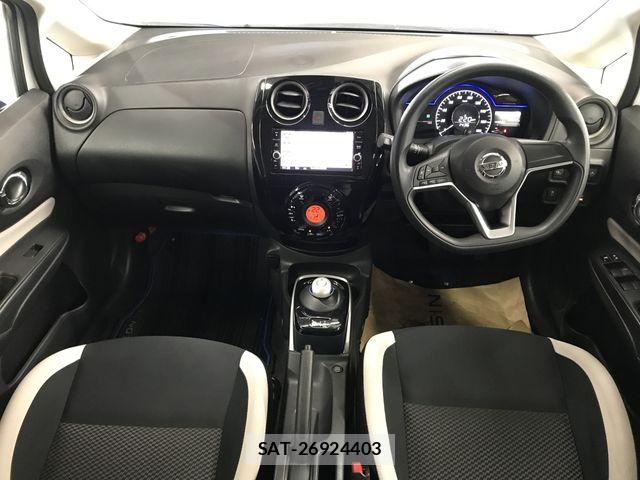 Nissan NOTE 2017-09 8796995-7
