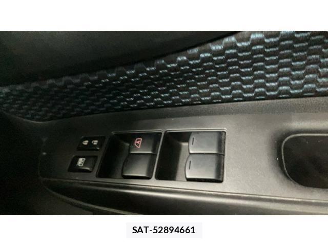 Nissan NOTE 2014-02 8797000-8