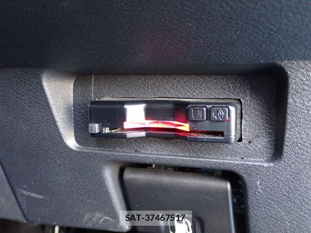 Nissan NOTE 2022-07 8796983-8