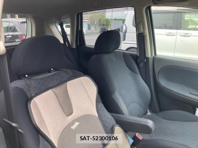 Nissan NOTE 2012-03 8797001-10