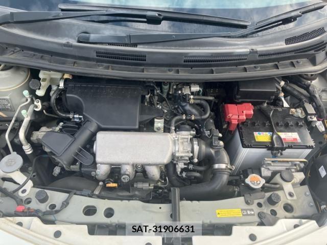 Nissan NOTE 2015-09 8830886-11