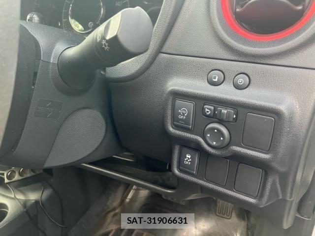 Nissan NOTE 2015-09 8830886-16