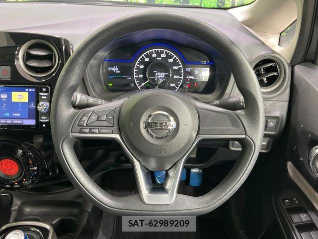 Nissan NOTE 2018-02 8830869-10