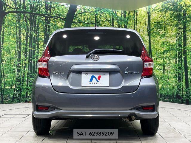 Nissan NOTE 2018-02 8830869-14