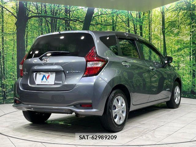 Nissan NOTE 2018-02 8830869-16