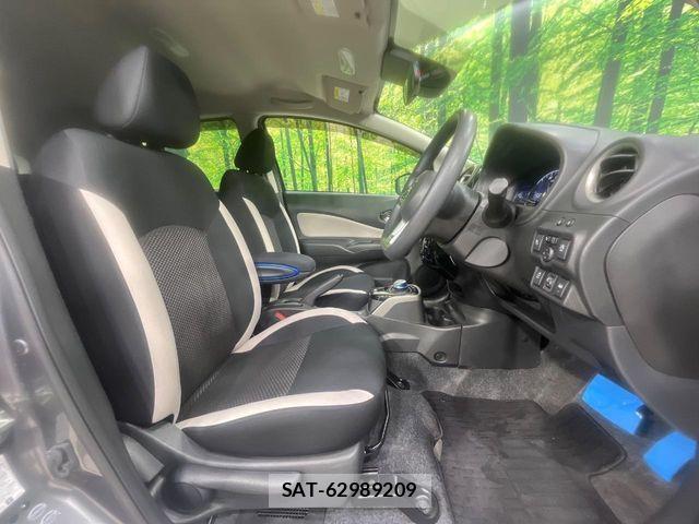 Nissan NOTE 2018-02 8830869-7