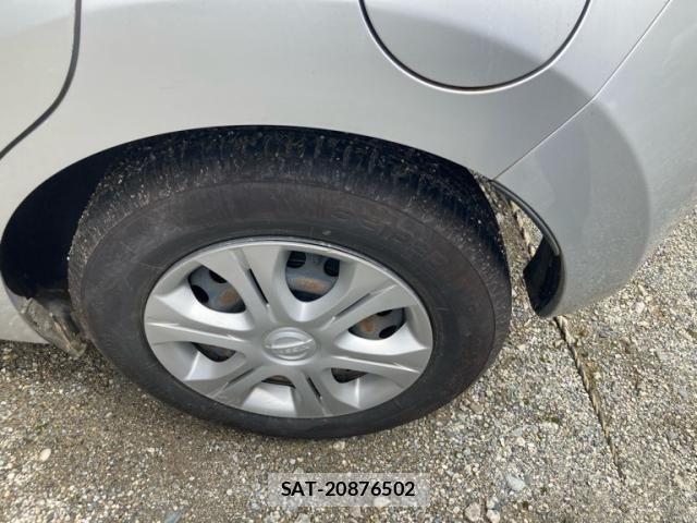 Nissan NOTE 2014-10 8830909-14