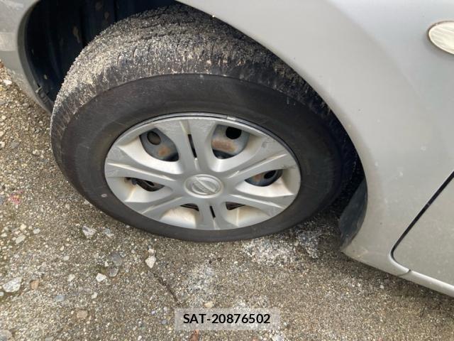 Nissan NOTE 2014-10 8830909-15
