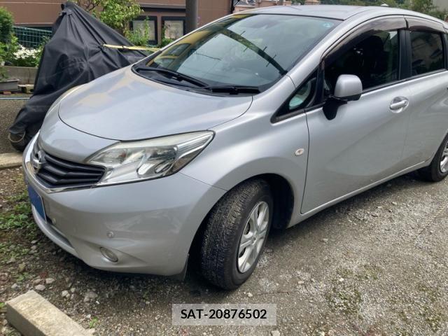 Nissan NOTE 2014-10 8830909-1
