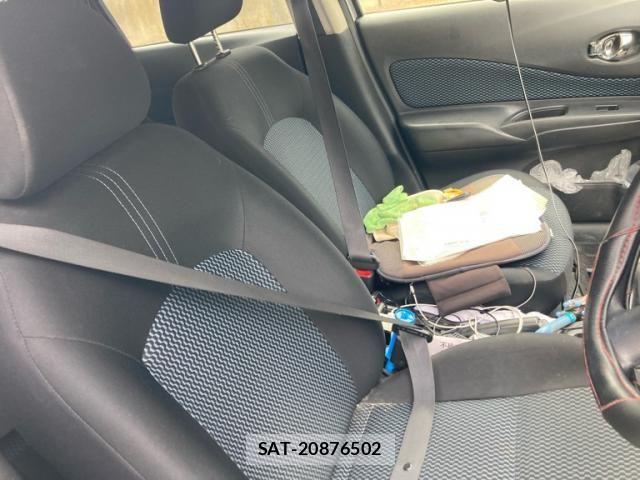Nissan NOTE 2014-10 8830909-3