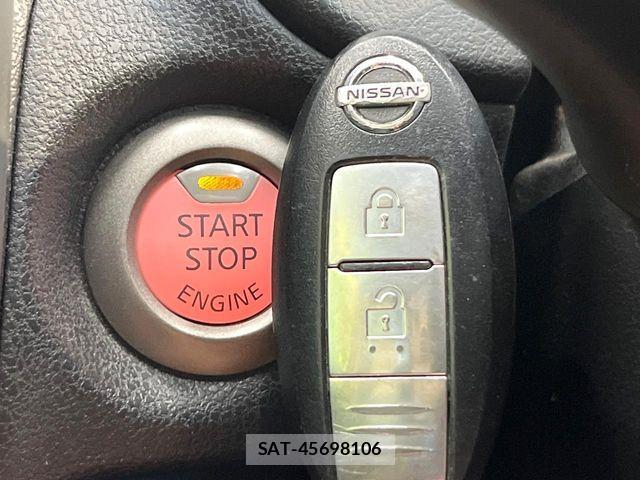 Nissan NOTE 2013-09 8830896-5