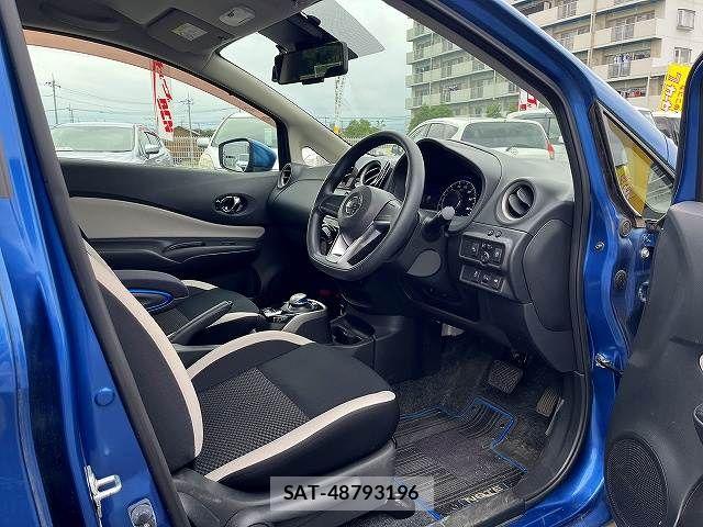 Nissan NOTE 2019-02 8830871-23