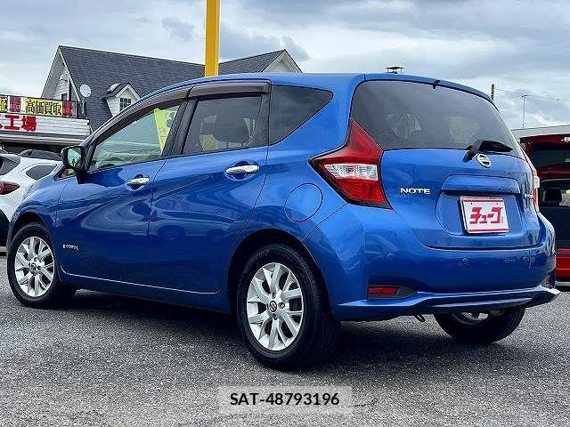 Nissan NOTE 2019-02 8830871-4