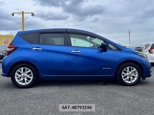 Nissan NOTE 2019-02 8830871-6