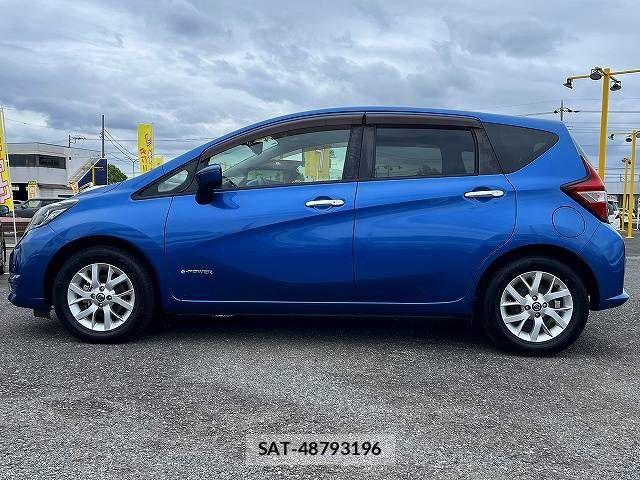 Nissan NOTE 2019-02 8830871-7