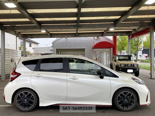 Nissan NOTE 2017-10 8830853-3