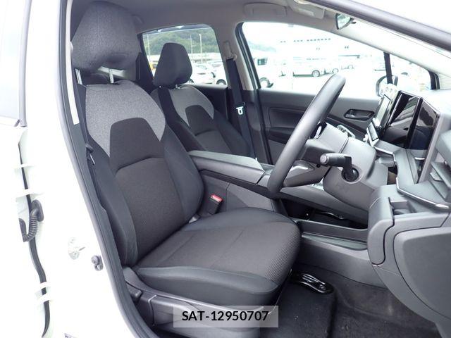 Nissan NOTE 2022-02 8830860-15