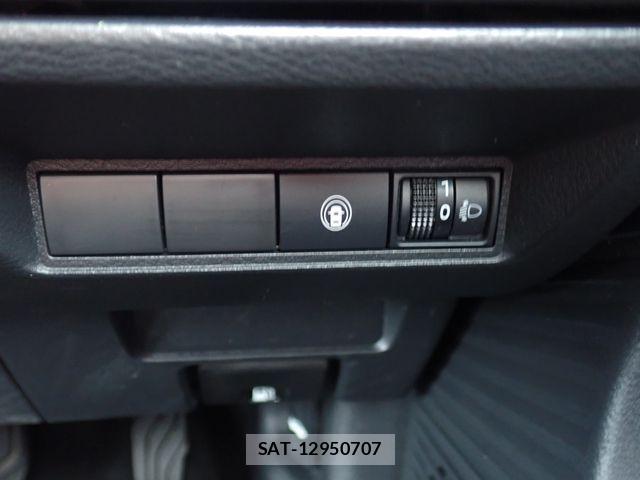 Nissan NOTE 2022-02 8830860-7