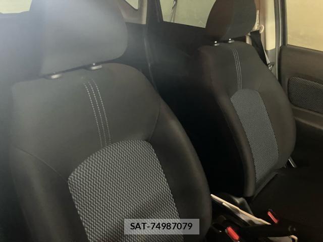 Nissan NOTE 2015-01 8830906-9