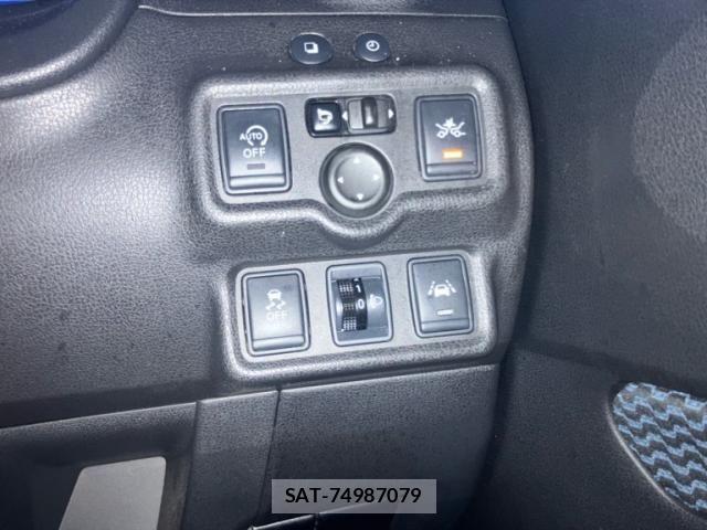 Nissan NOTE 2015-01 8830906-12